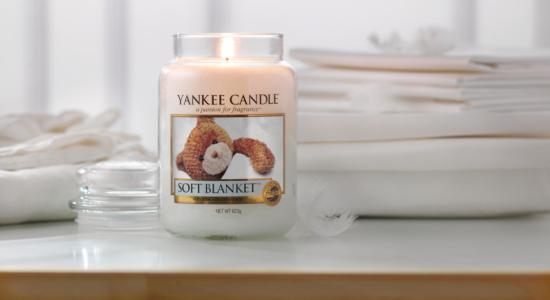 Bougies Yankee Candle - Moyenne jarre Soft Blanket / La Couverture